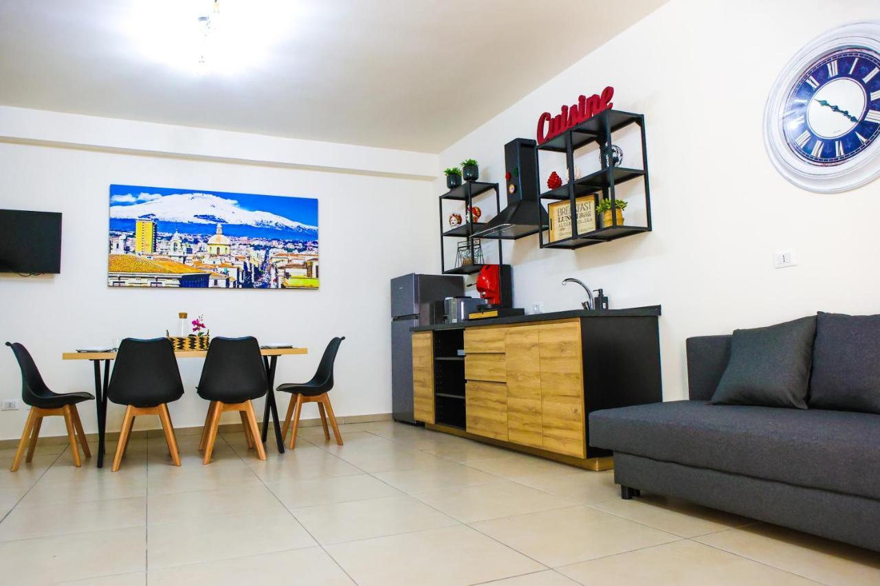 Beatrix Home Катания Экстерьер фото